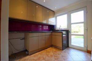 Kitchen 2- click for photo gallery